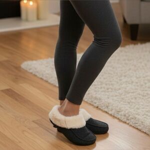 DEARFOAMS Clog Slippers Memory Foam, Women’s various, Black Off White Faux Fur
